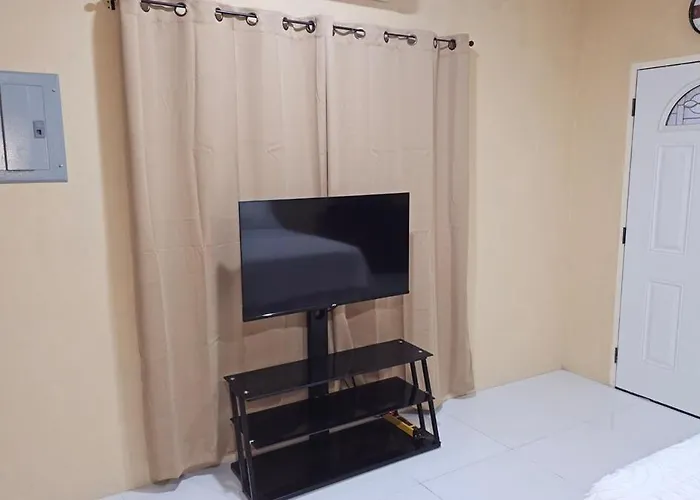 Apartment Tandel # 1 *